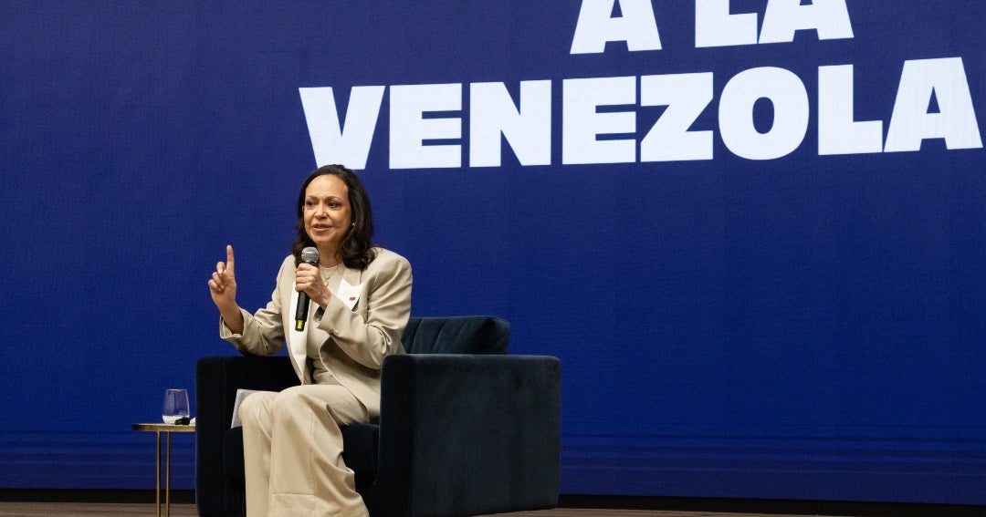 Machado afirma estar en conversaciones cercanas con Estados Unidos sobre su regreso