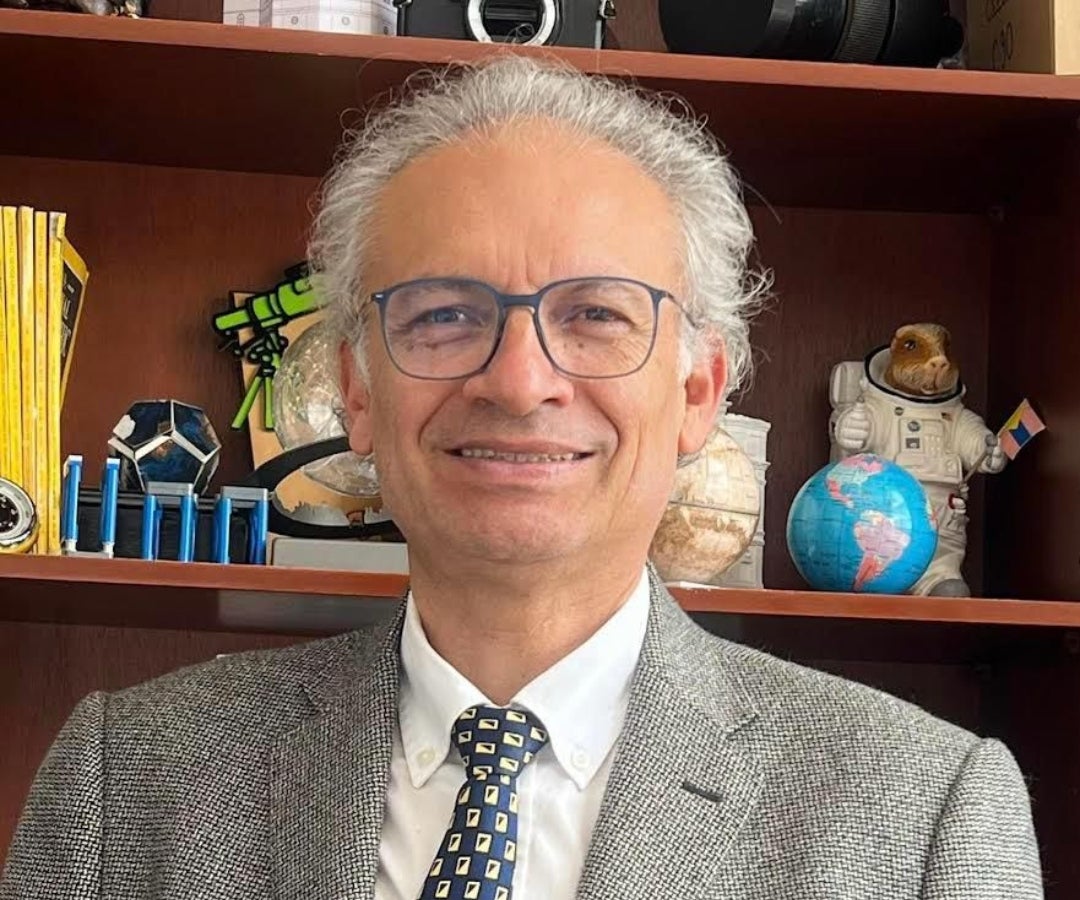 Raúl Joya Olarte, director del Observatorio Astronómico de la Universidad Sergio Arboleda