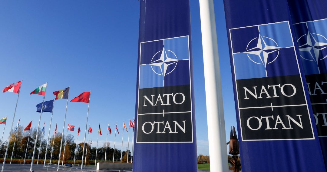 La Otan critica las posturas nucleares de Rusia y China, les insta a cooperar con EE.UU.