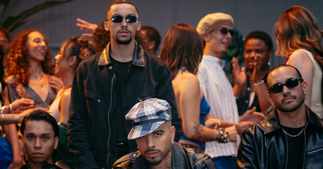 Rauw Alejandro y Buchanan’s celebran la fiesta del fútbol con canción y edición limitada