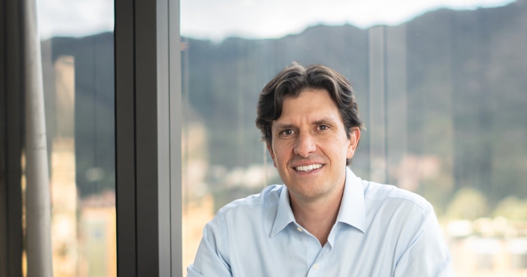 “América Latina ya adopta IA a un ritmo de 47% y hoy supera el promedio global”