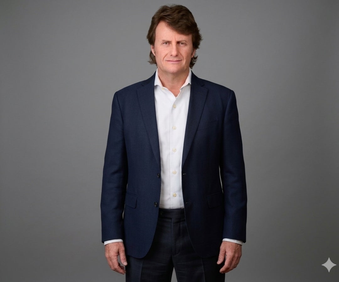 Arthur Owen, gerente de Grupo UMA