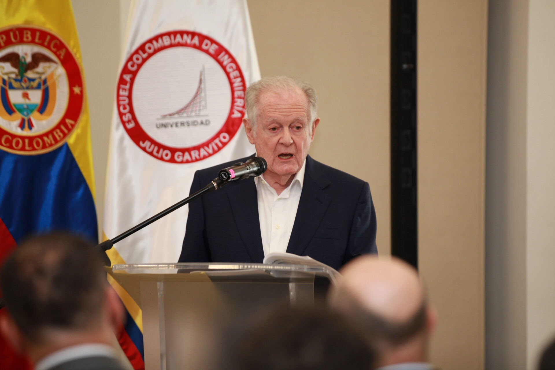 La Escuela Colombiana de Ingeniería lanzó la Cátedra Luis Carlos Sarmiento Angulo.