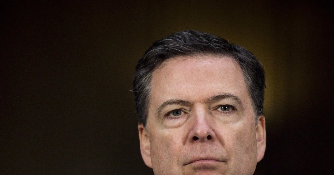 Exdirector del FBI Comey se entregaría a las autoridades de EE.UU. tras su imputación