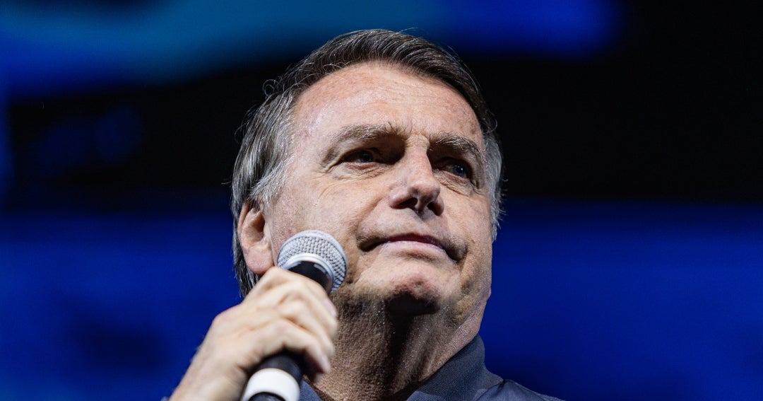 Lula sufre revés luego que Congreso de Brasil reduce condena a Bolsonaro