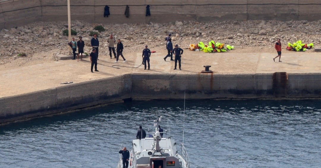 Uruguayos de la Flotilla Global Sumud regresan al país tras ser deportados desde Grecia