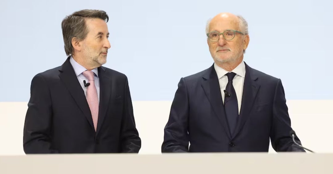 Repsol acuerda venta de 49% de su mayor cartera de renovables  en España a E.A.U