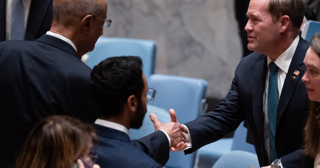 EE.UU. busca apoyo de la ONU para romper bloqueo iraní del estrecho de Ormuz