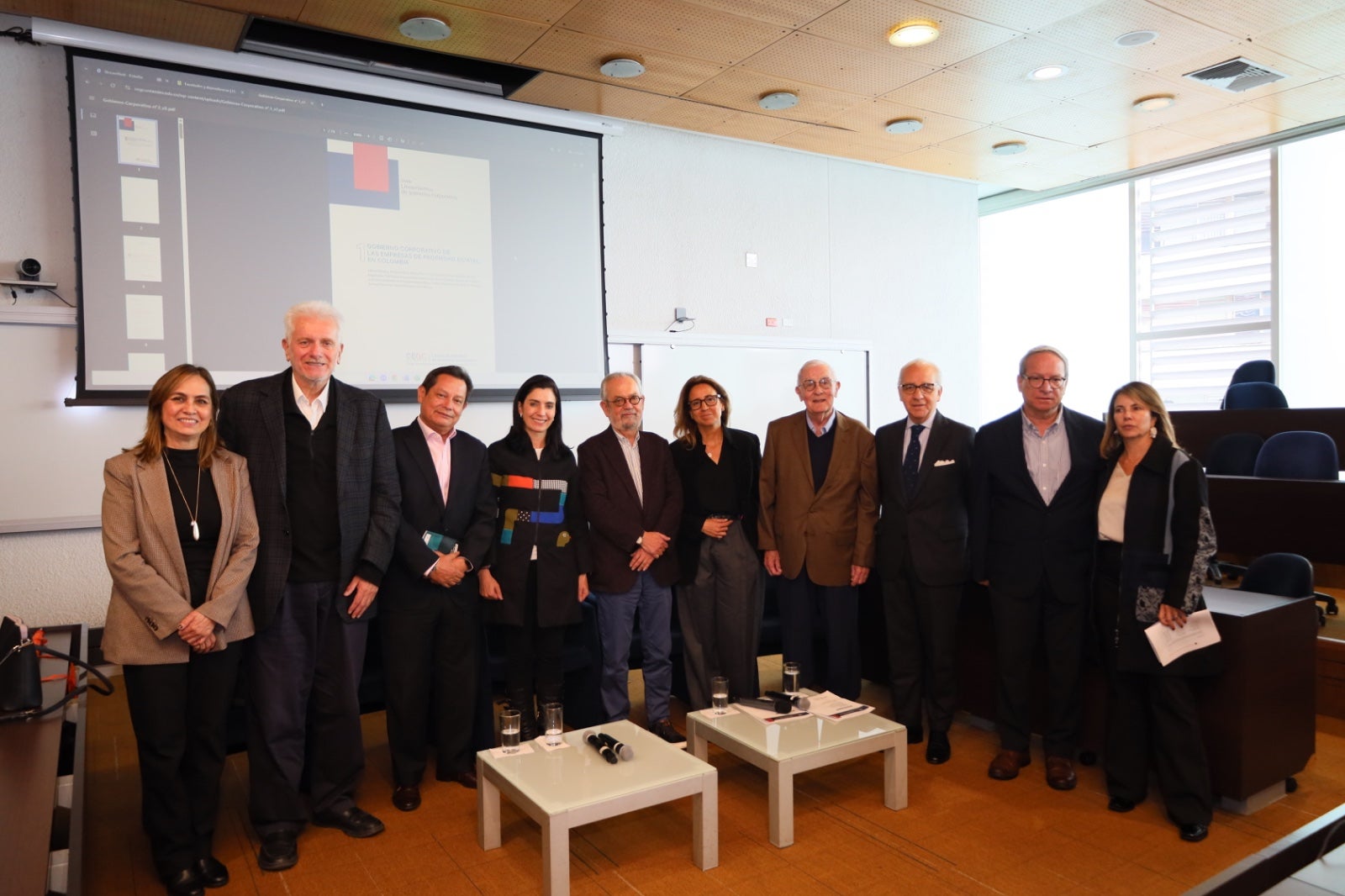 Se presentó el documento Gobierno Corporativo de las empresas de propiedad estatal en Colombia en la Universidad de los Andes