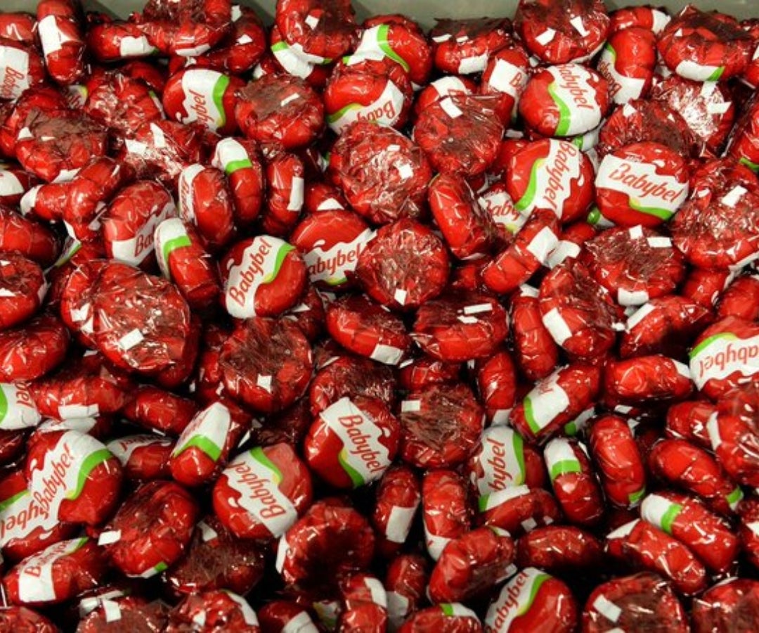 Fabricante de Babybel compra a Brainiac para impulsar los snacks de frutas para niños