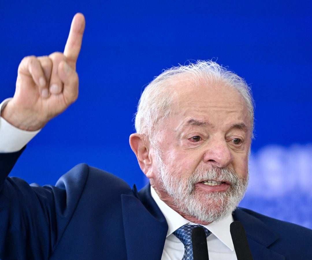 Escándalo golpea campaña de Bolsonaro y Lula recuperan liderazgo hacia elecciones