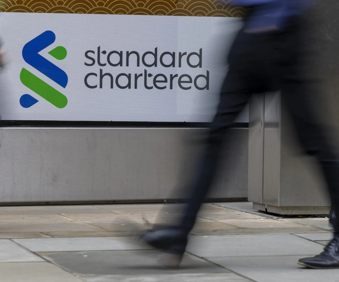 StanChart recortará más de 7.000 puestos de trabajo mientras impulsa la adopción de la IA