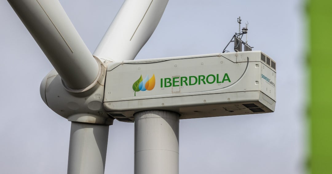 Cox Group obtiene crédito puente a 54% para comprar Iberdrola México