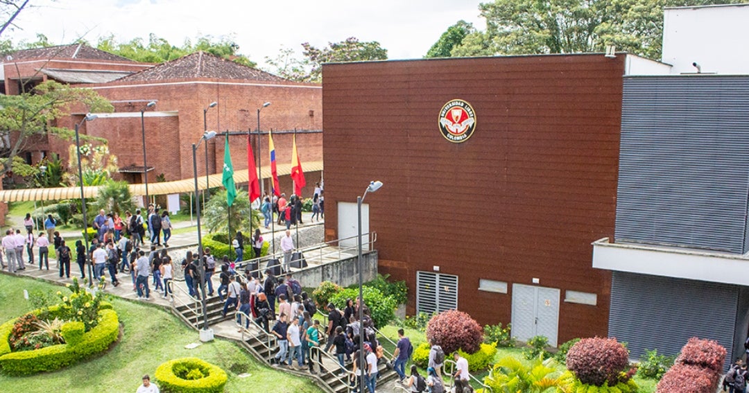 La Universidad Libre fortalece el acceso a través de una alianza con Fincoeducar