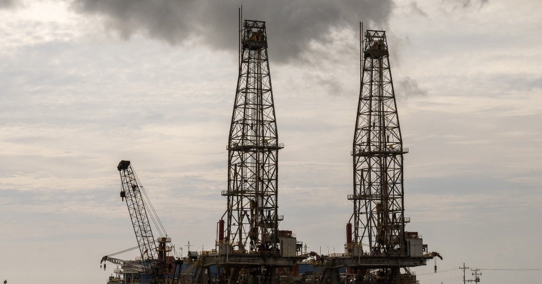 Exxon Mobil y ConocoPhillips buscan salvaguardas para regresar a Venezuela