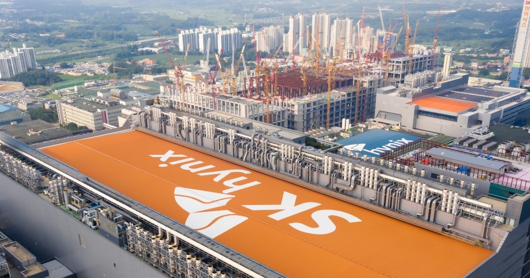 Fiebre por la IA catapulta a SK Hynix y Micron al club del billón de dólares