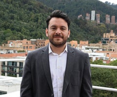 David Contreras F 900