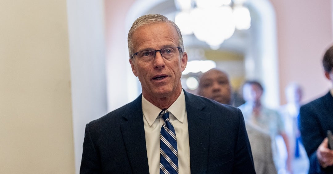 Thune insta a Trump a nombrar jefe de inteligencia definitiv