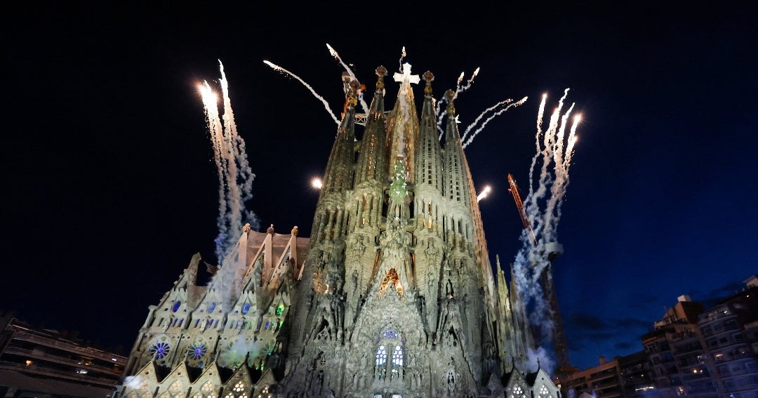 La Torre de Jesús se llenó de luces para culminar 
