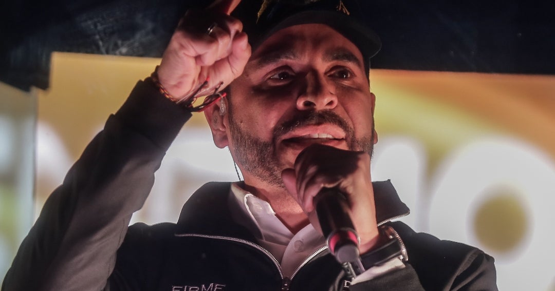 “Nosotros vamos a defender la democracia, por la razón o por la fuerza”