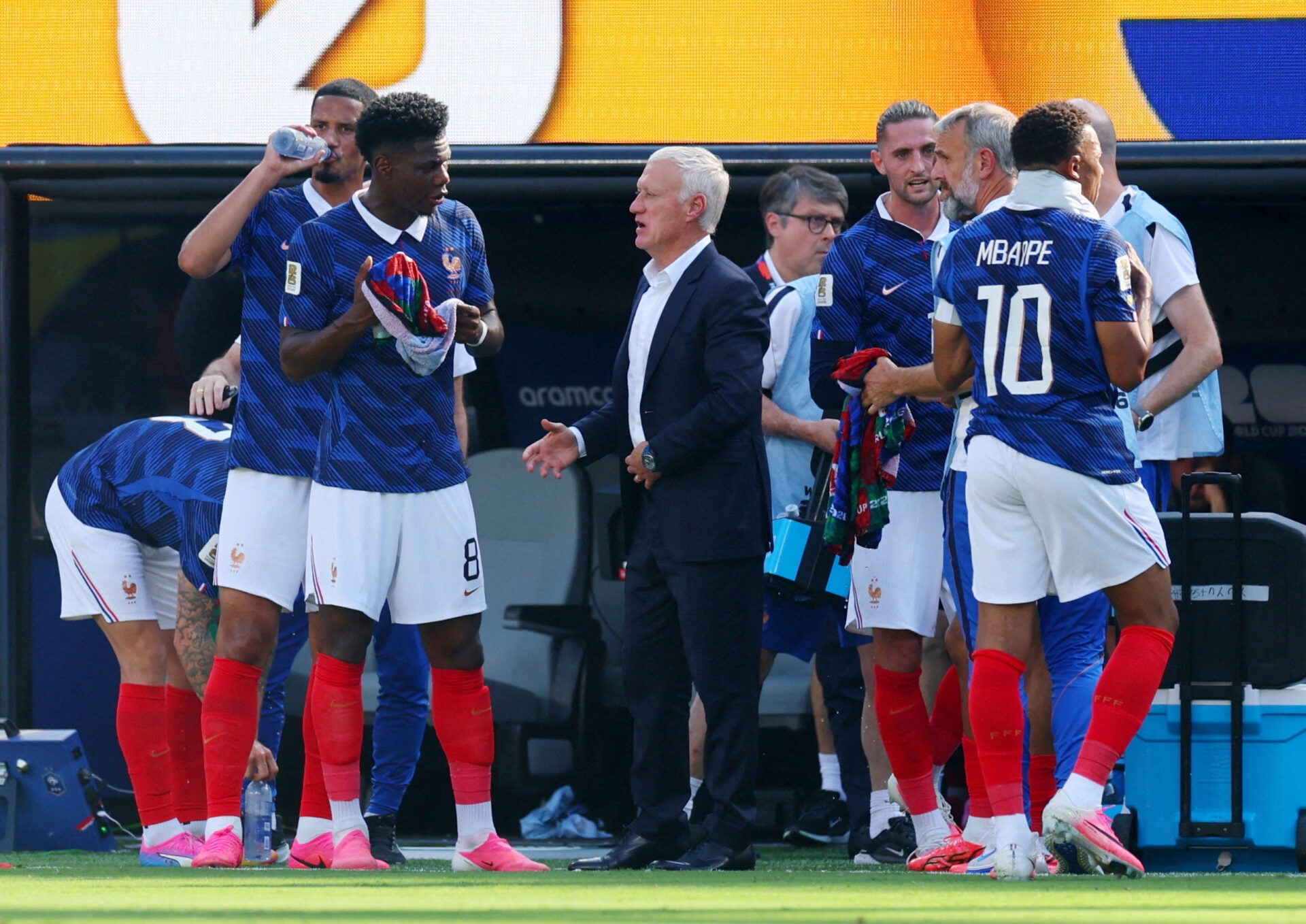 El calor extremo pondrá a prueba a Francia en su partido contra Paraguay, advierte Deschamps