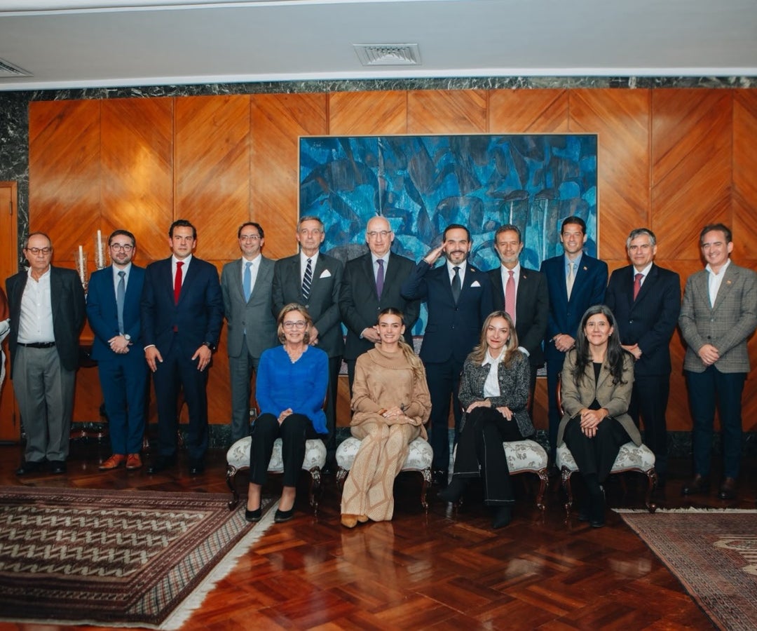 Reunión del nuevo gobierno con la cúpula del Banco de la República