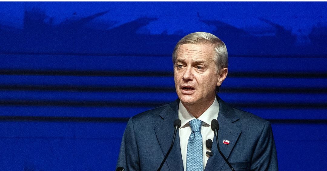Chile: La debilidad económica golpea la popularidad del presidente José Antonio Kast