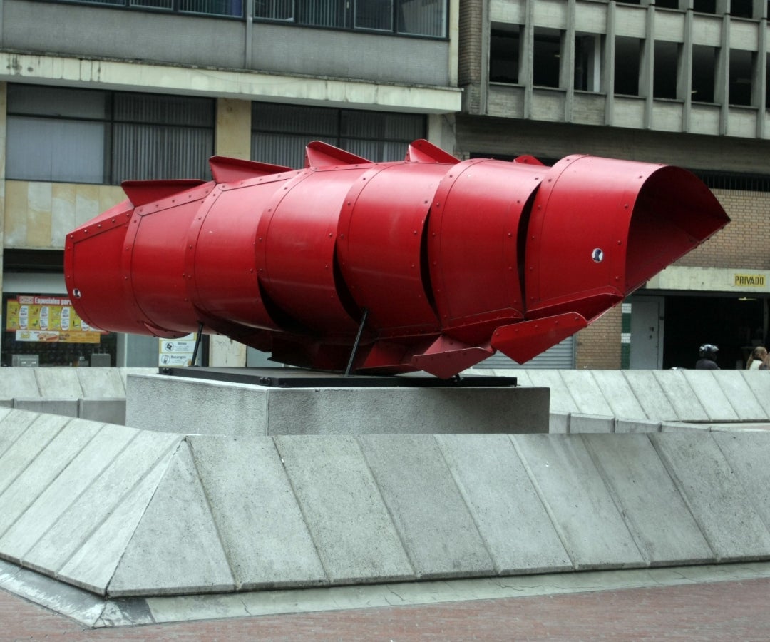 Escultura del maestro Édgar Negret