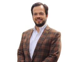 Sebastián González, Abogado Líder Derecho Laboral y Seguridad Social de Scola Abogados Sebastián González, Abogado Líder Derecho Laboral y Seguridad Social de Scola Abogados