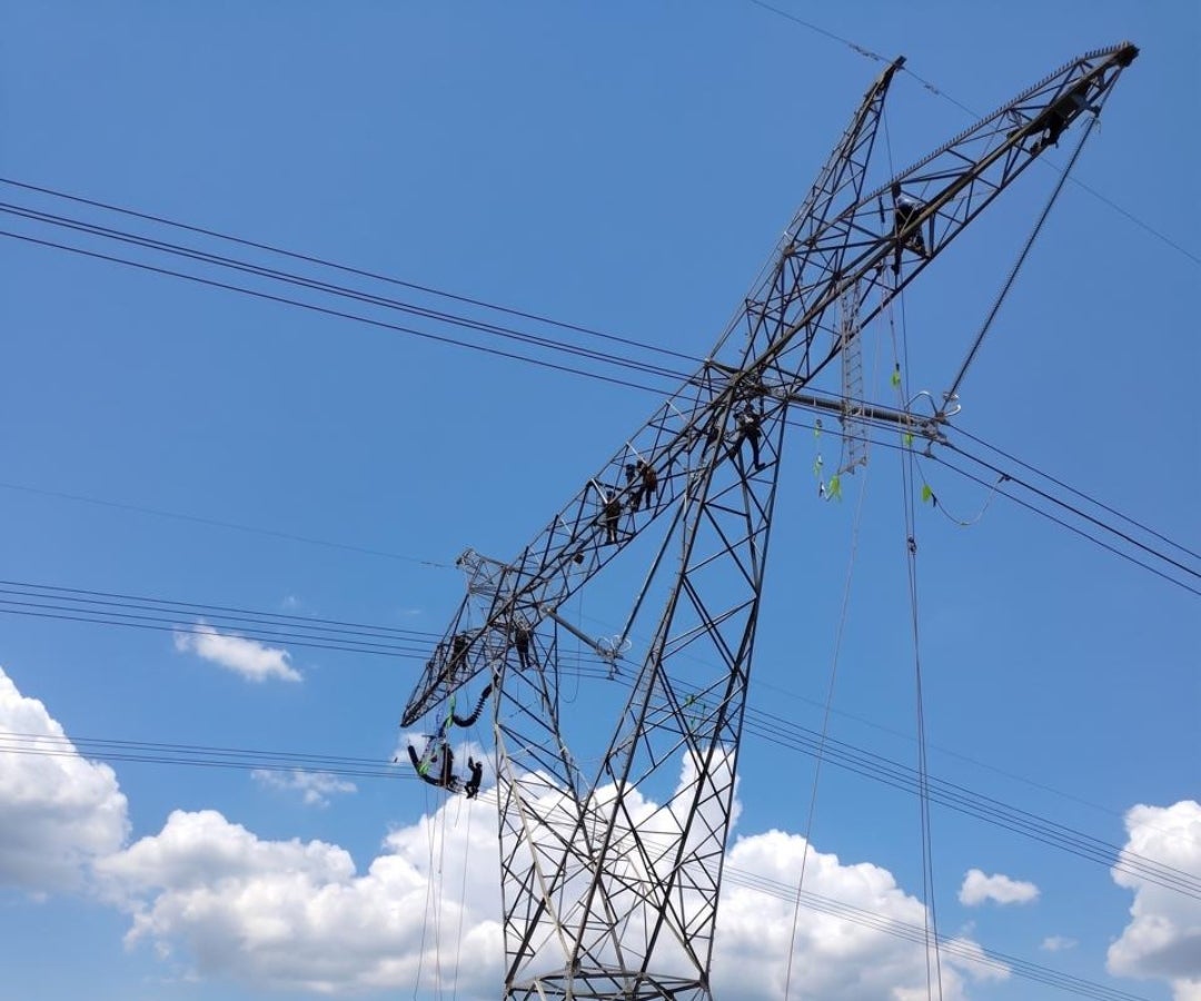 Linea de transmisión Chinú Sabanalarga 2