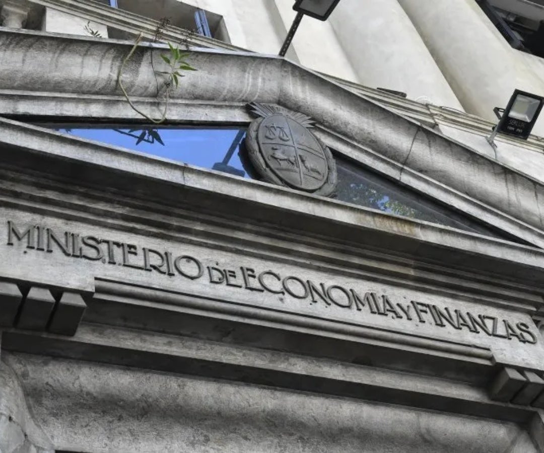El peso uruguayo se consolida como moneda de financiamiento del gobierno