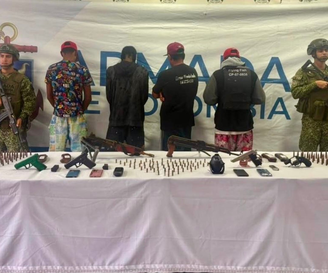 Armada detuvo a cuatro extranjeros que estaban armados en cercanías a San Andrés