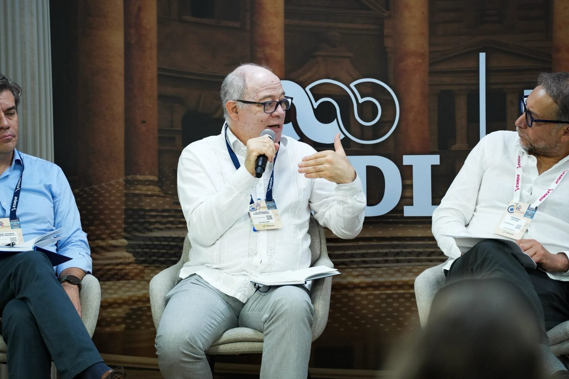 P. Luis Fernando Múnera Rector de la U. Javeriana