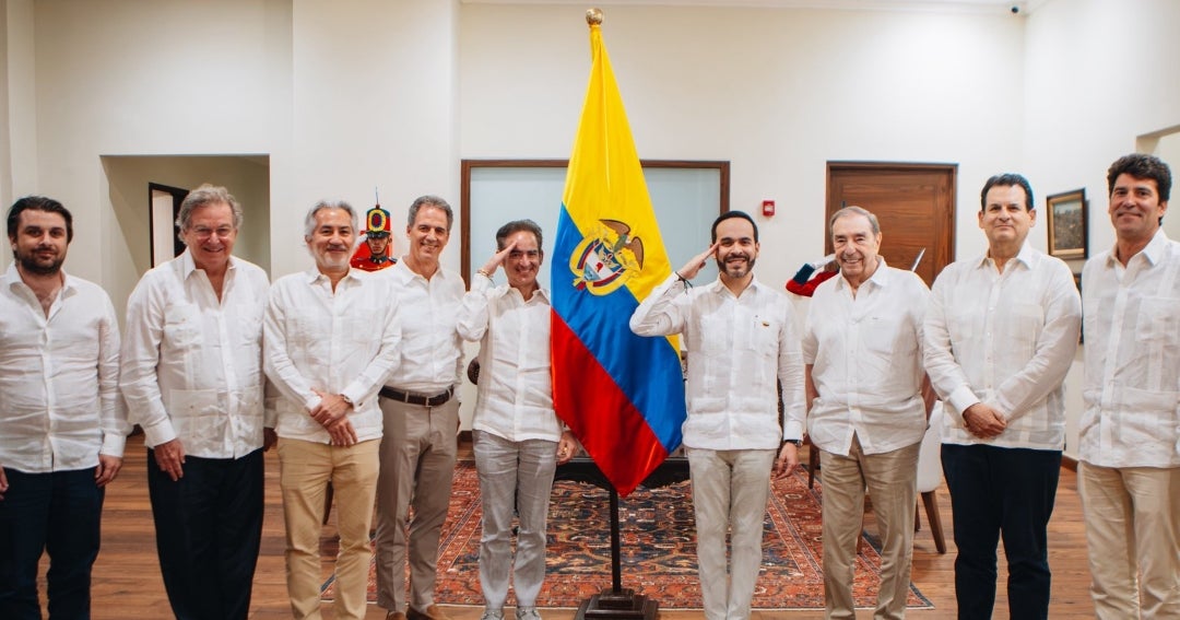 Presidente y sector financiero acuerdan tasa del 8% en créditos de vivienda para damnificados