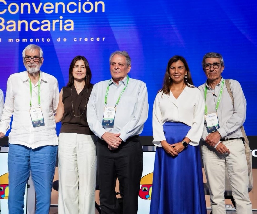 Panel de la banca central en la 60 Convención Bancaria