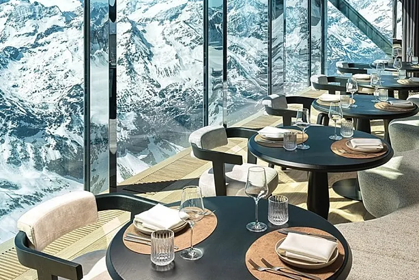 La gastronomía también tiene espacio en la torre. Imagen: Joseph's Restaurante