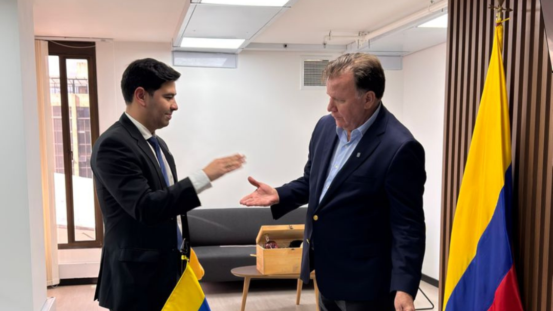 Alberto José Esmeral Ramírez fue posesionado como director de la Upra por el ministro de Agricultura, Indalecio Dangond