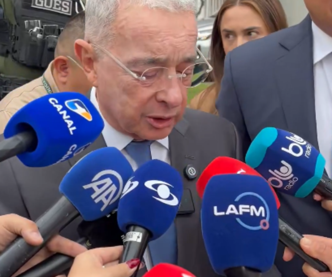 Álvaro Uribe Vélez, expresidente, asiste a indagatoria