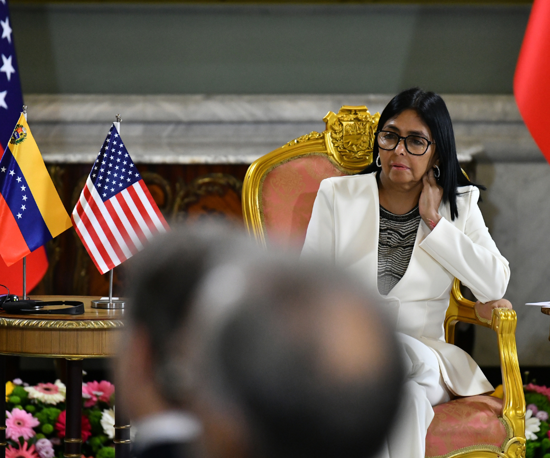 Venezolanos están divididos por acuerdo petrolero entre Trump y gobierno de Rodríguez