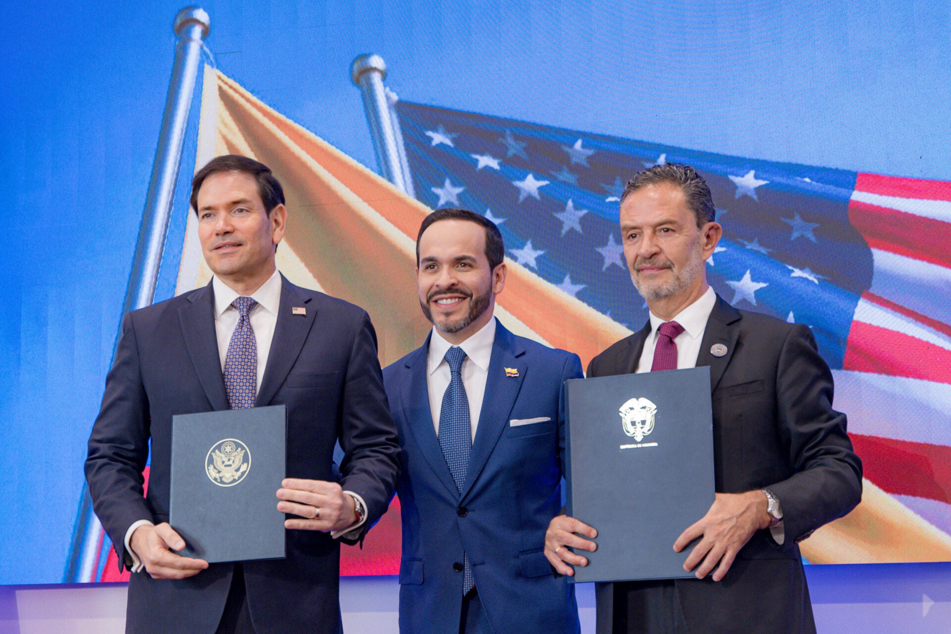 Marco Rubio, secretario de Estado de EE.UU.; Abelardo de la Espriella, presidente de Colombia; Omar Bula, canciller