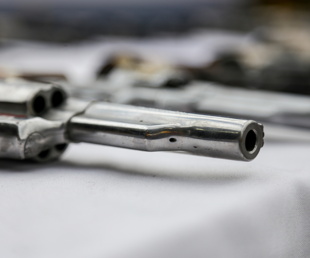 Arma en escuela de Medellín