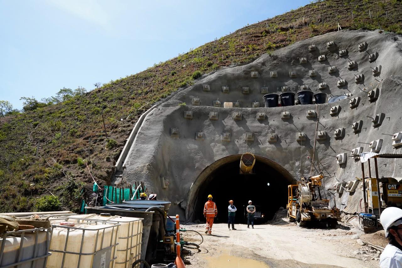Túnel El Toyo