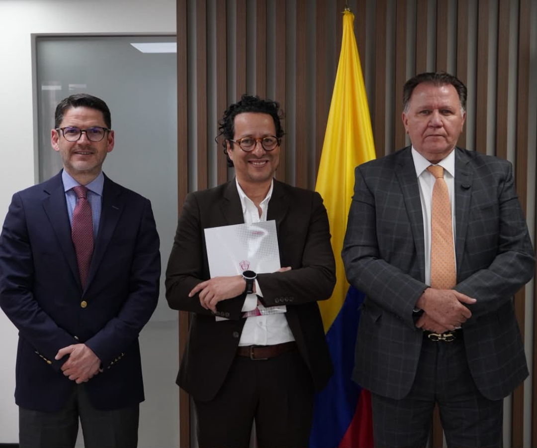 Viceministro de Asuntos Agropecuarios, Arturo Dajud; director del Dane, Ricardo Valencia; y ministro de Agricultura, Indalecio Dangond