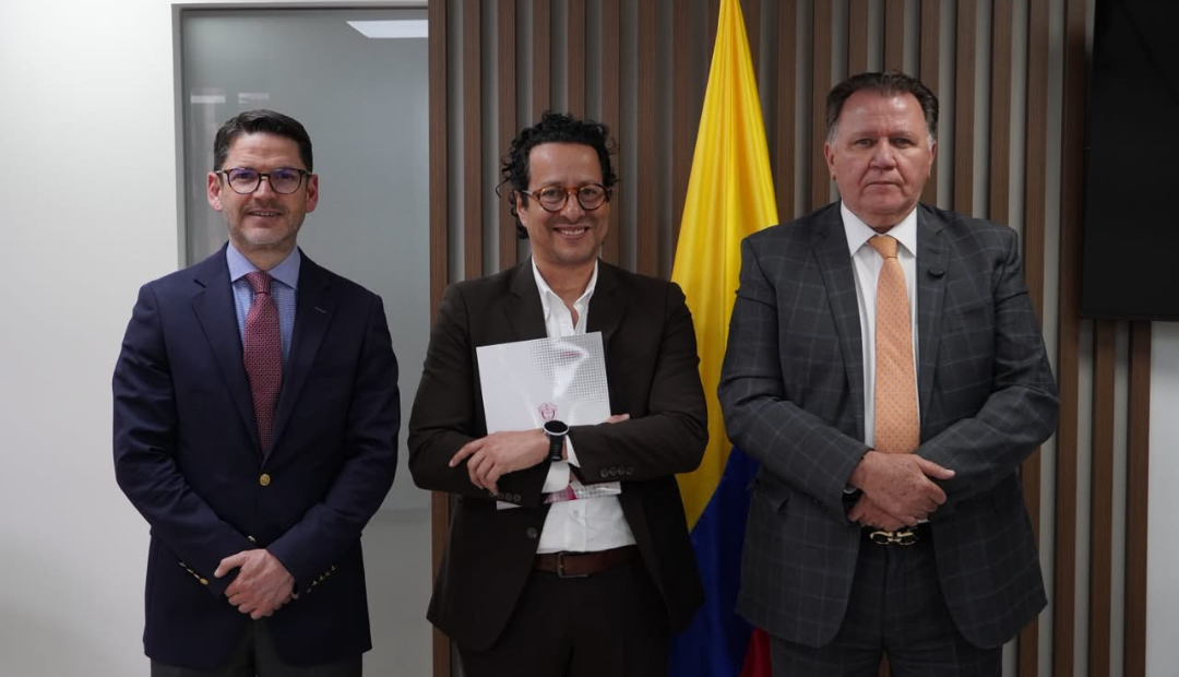 Viceministro de Asuntos Agropecuarios, Arturo Dajud; director del Dane, Ricardo Valencia; y ministro de Agricultura, Indalecio Dangond