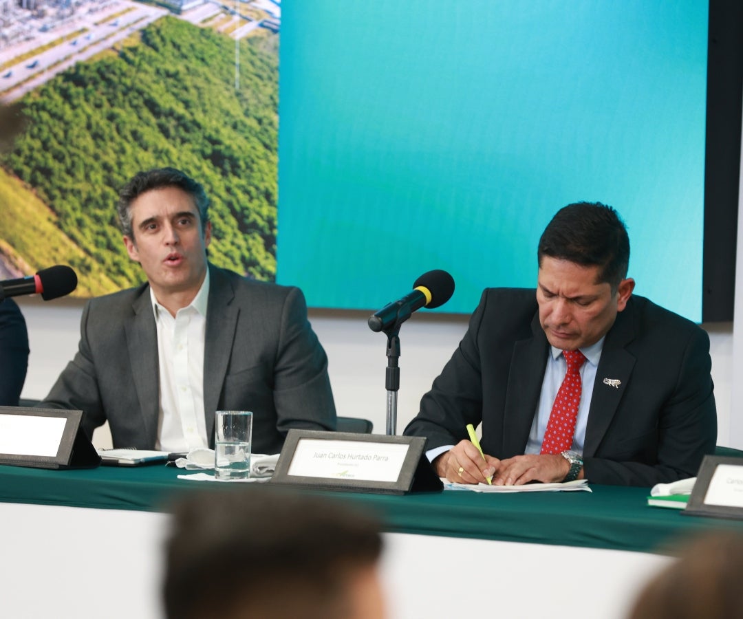 Camilo Barco y Juan Carlos Hurtado, presidente (e) y expresidente de Ecopetrol