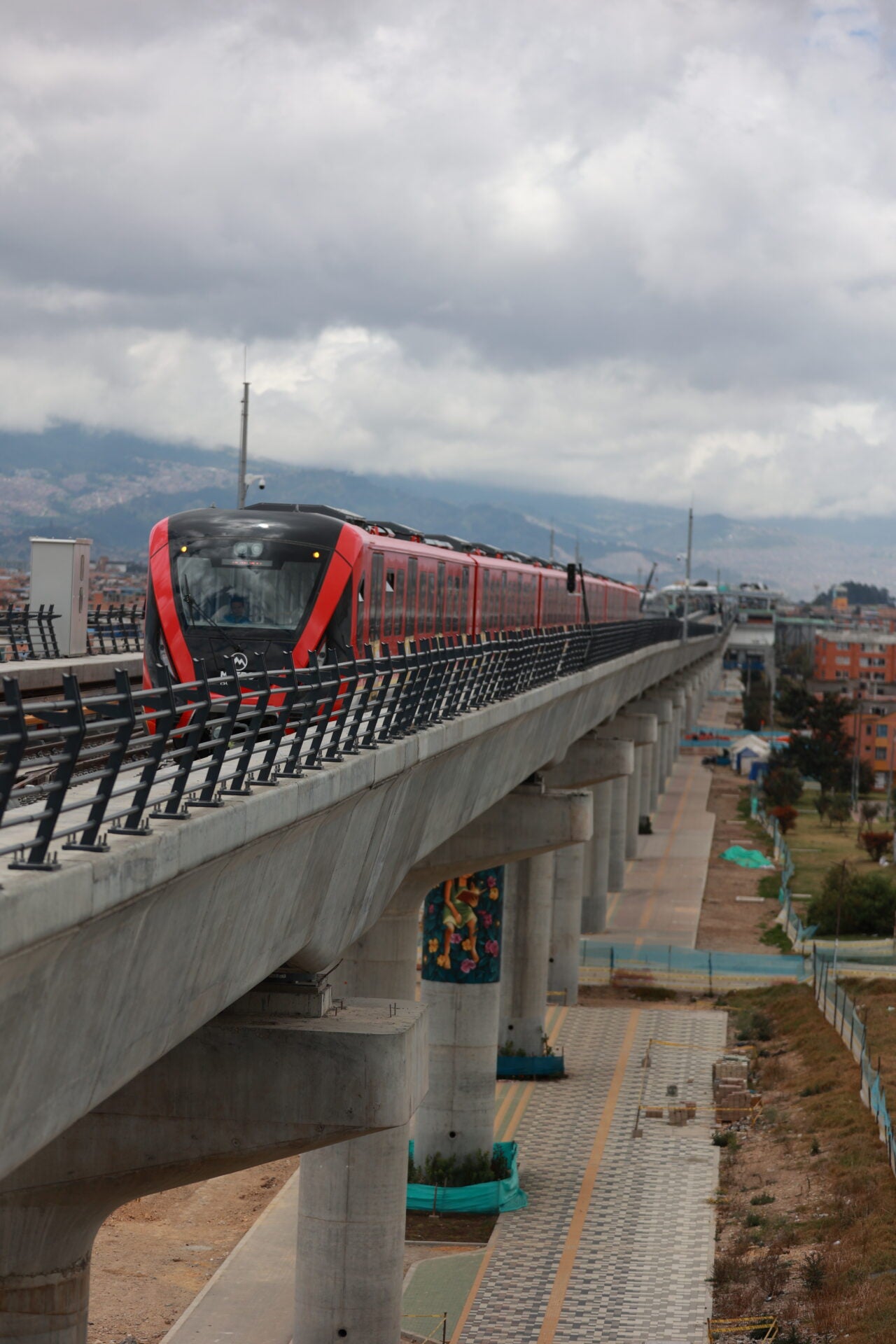Tren del Metro de Bogotá