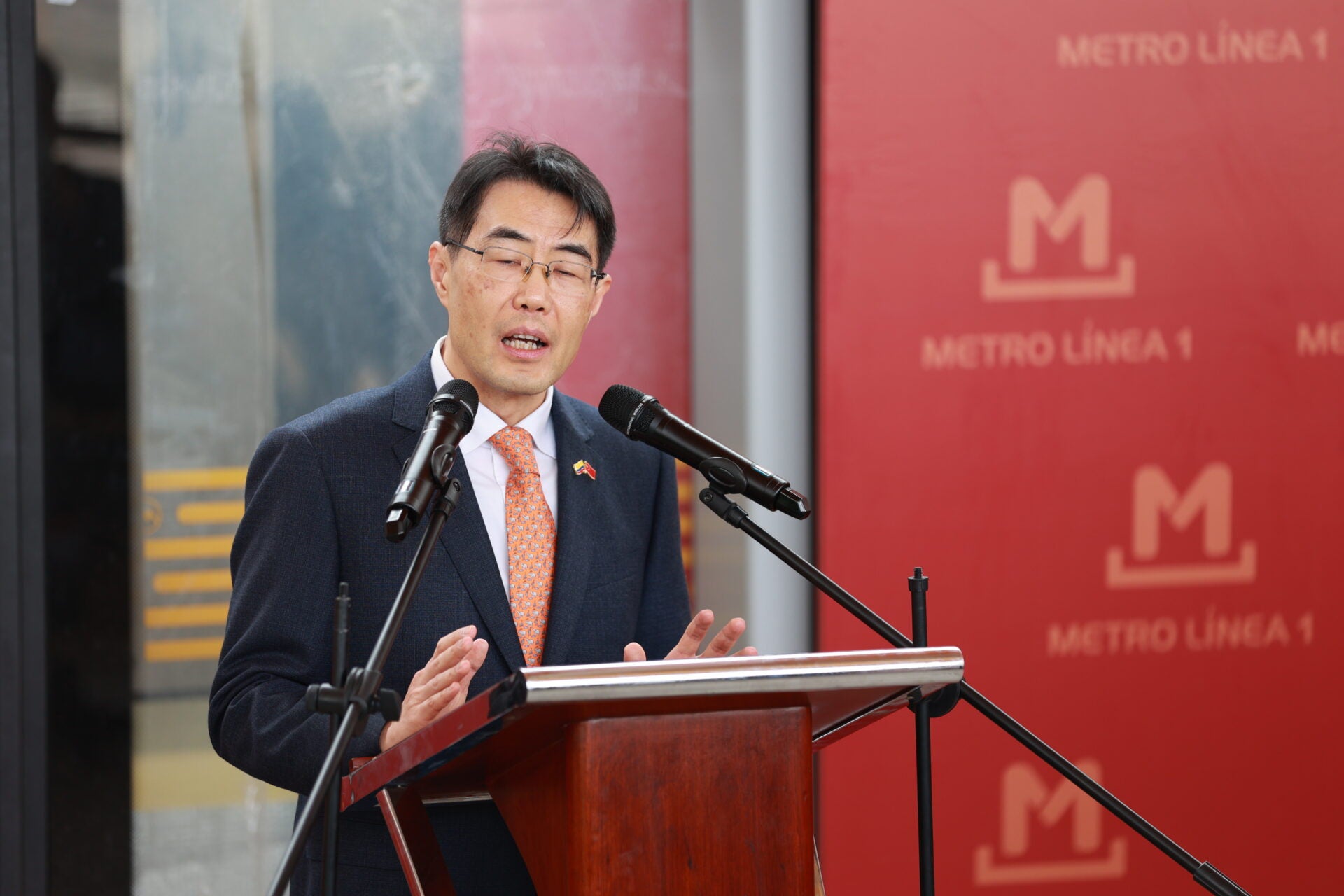 Zhu Jingyang, embajador chino en Colombia