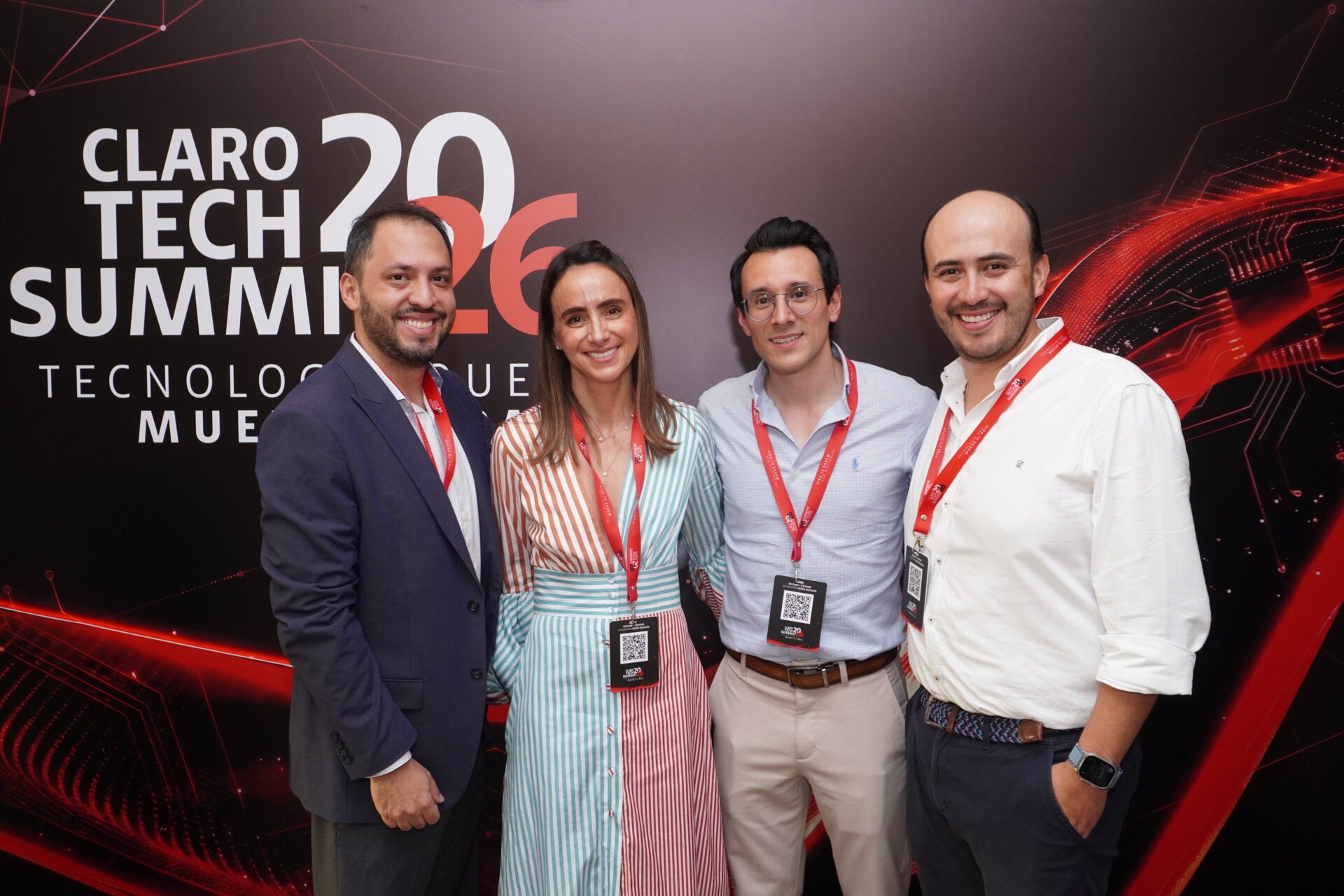 Daniel Guzmán, director de Innovación de Claro Colombia; María Consuelo Castro, gerente de Sostenibilidad de Claro Colombia; Mauricio González, gerente de Asuntos Corporativos; de Claro Colombia y Pedro Montagut, director de Marketing Corporativo de Claro Colombia.