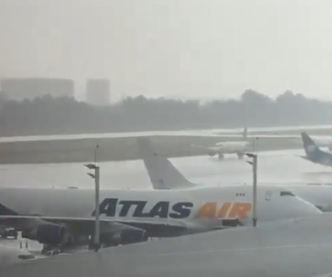 Lluvias en el Aeropuerto El Dorado