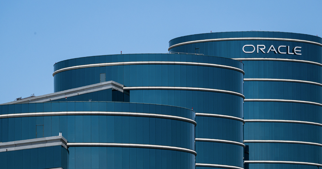 Oracle transporta gas en camiones para evitar retrasos en suministro de centros de datos